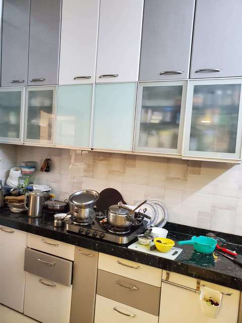 2 BHK Flat In Mayflower For Sale  In Tardeo