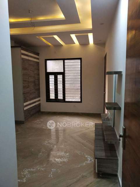 3 BHK Flat In Sunder Apartment For Sale  In Rohini