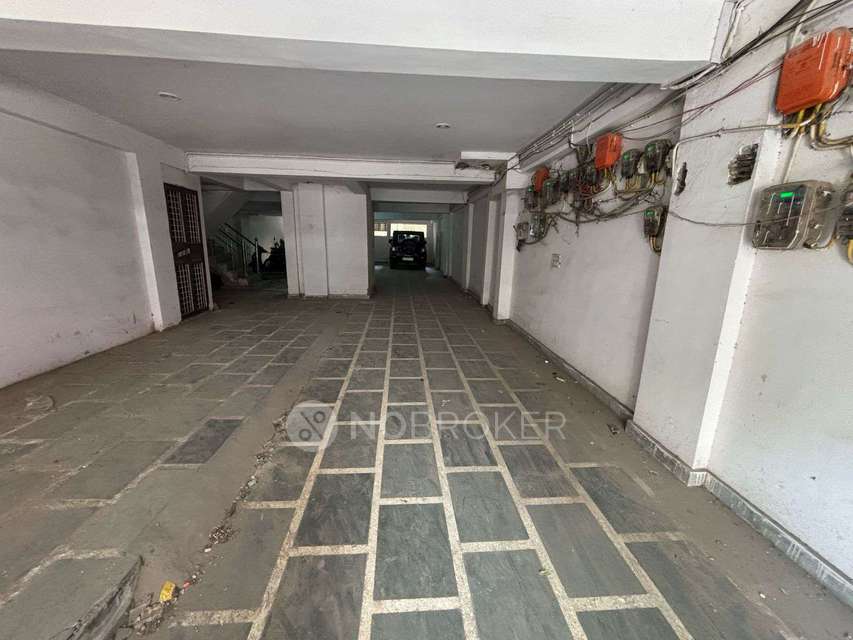 3 BHK Flat In Standalone  for Rent  In Palam