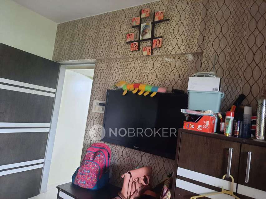 1 BHK Flat In Ram Gurudeo Chsl For Sale  In Andheri East