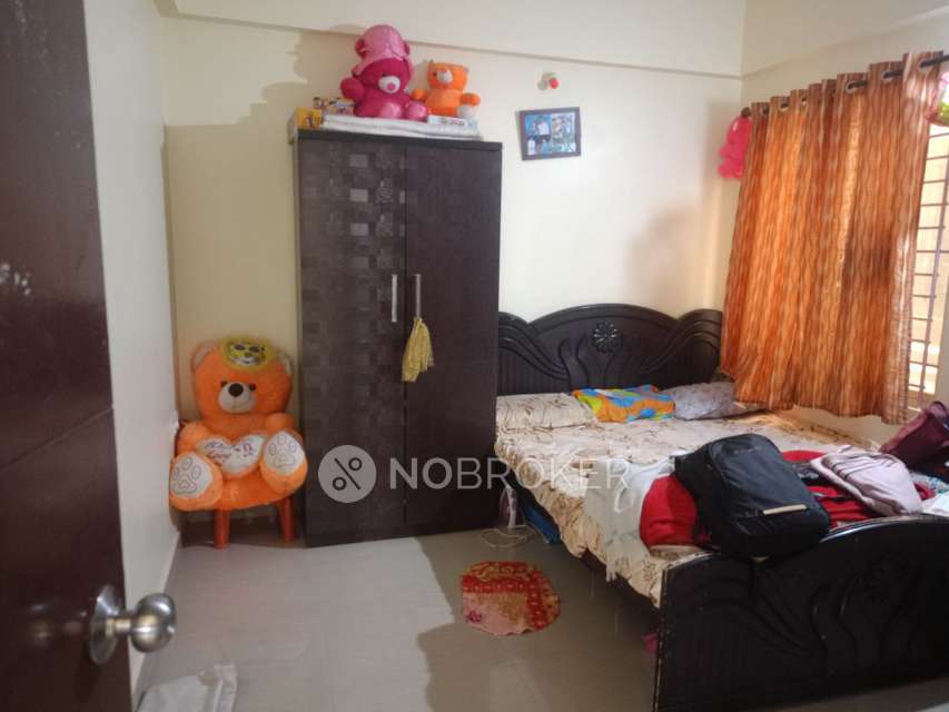 2 BHK Flat In Revanna Siddeshwara Nilaya For Sale  In Lingadeeranahalli