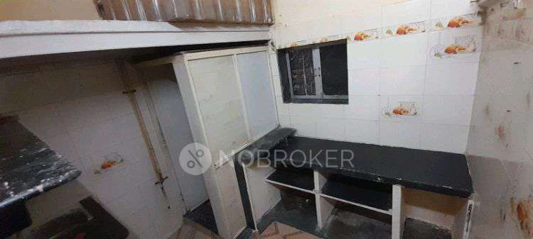 1 BHK House for Rent  In Kandivali East