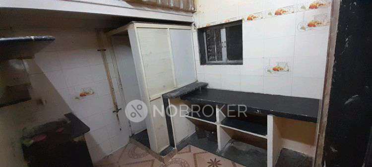 1 BHK House for Rent  In Kandivali East