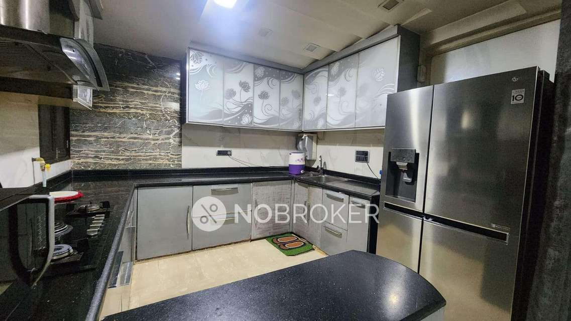 4 BHK Flat In Neelkanth Apartment For Sale  In Rohini