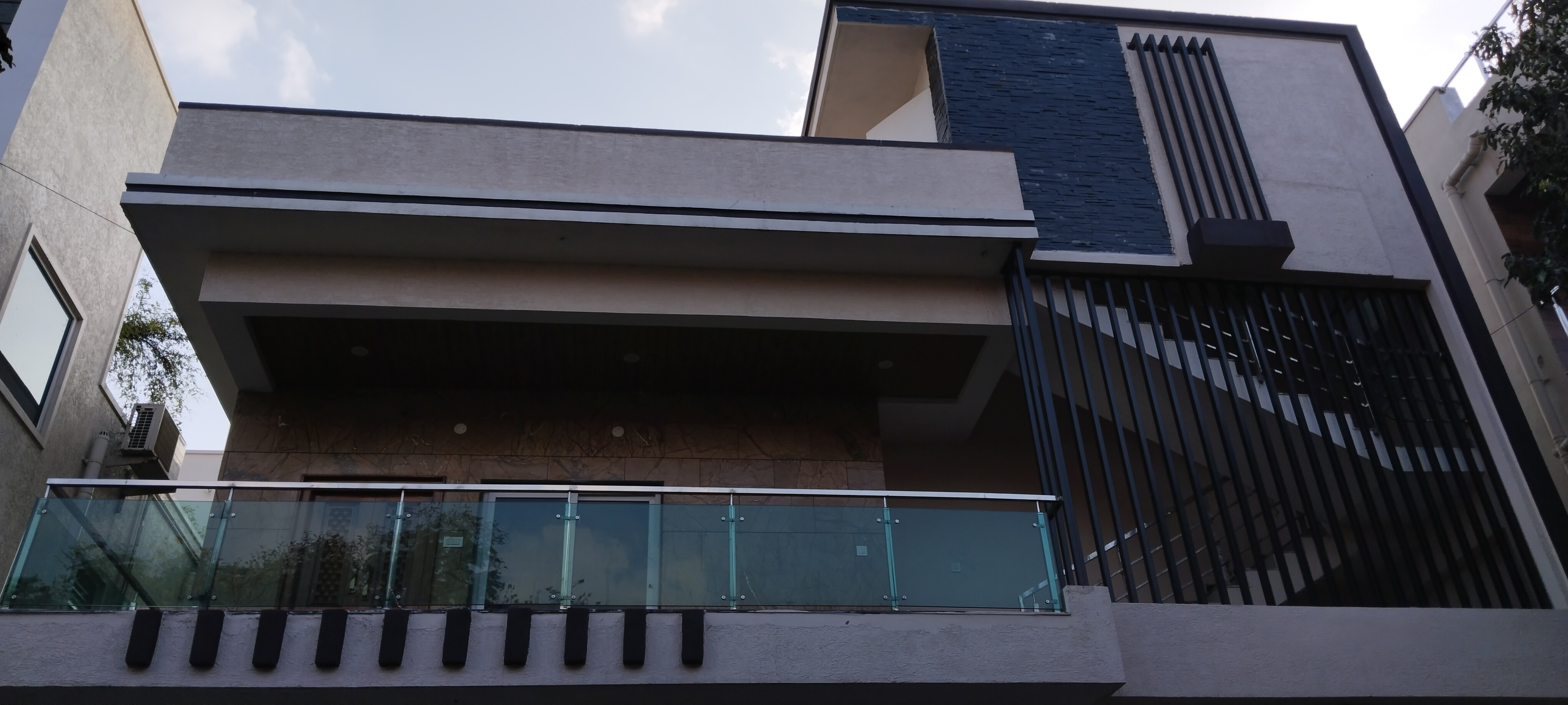 Sr Sri Enclave Nri Colony