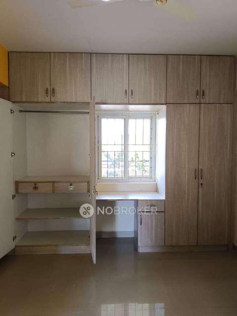 2 BHK Flat In Ambara Shree Krishna Apartments For Sale  In Thanisandra Main Rd 