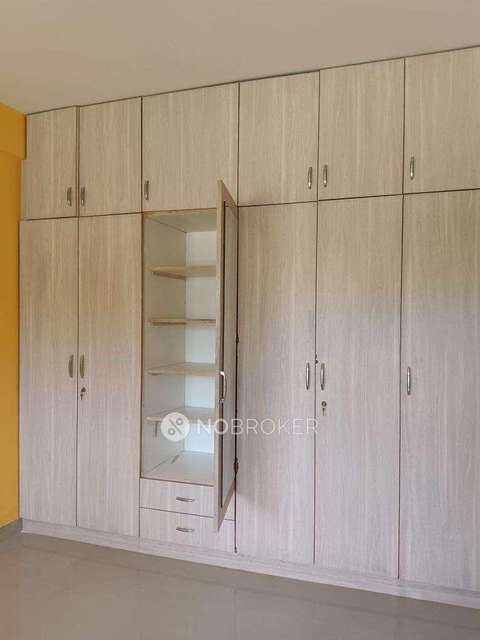 2 BHK Flat In Ambara Shree Krishna Apartments For Sale  In Thanisandra Main Rd 