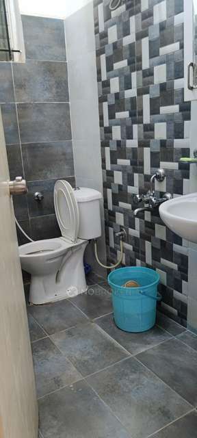 2 BHK Flat In Kumari Lotus, Halanayakanahalli For Sale  In Halanayakanahalli