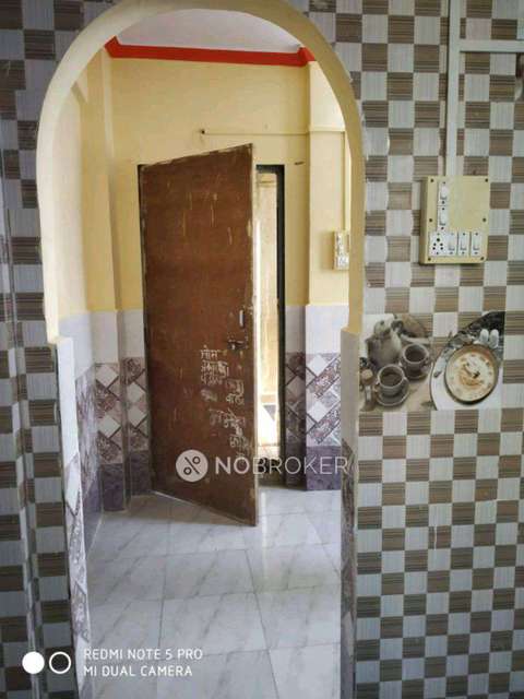 1 RK Flat In Shree Krishna Apartmenr  For Sale  In  Nalasopara East