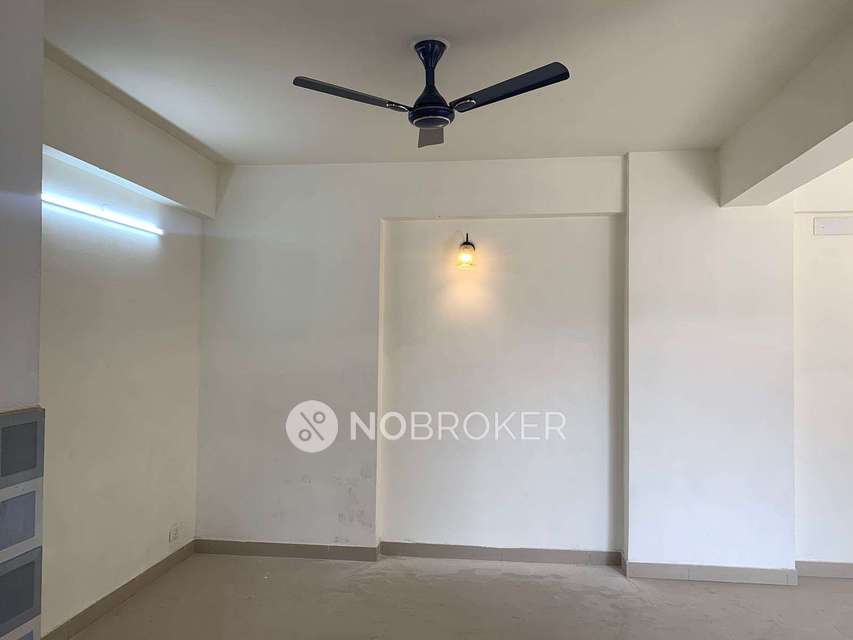 4 BHK Flat In Aims Golf Avenue 1 for Rent  In Sector 75