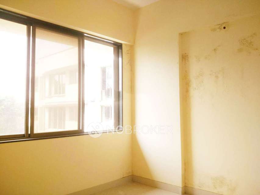 2 BHK Flat In Hiraa Paradigm For Sale  In Chembur