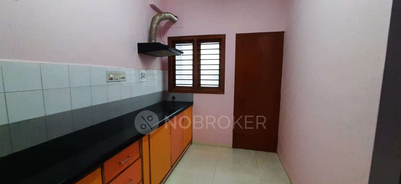 3 BHK Flat In Navami Prashanth Apartments For Sale  In Vijayanagar