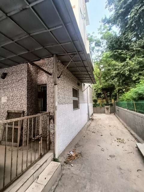 2 BHK Flat In  Maya Enclave , Hari Nagar For Sale  In Hari Nagar 