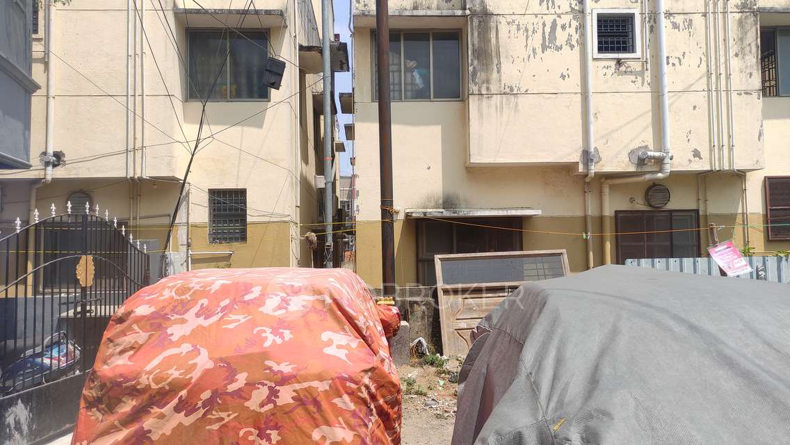 Plot For Sale  In Madipakkam