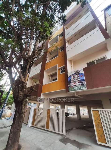 2 BHK Flat In Apartment For Sale  In Sampigenagara