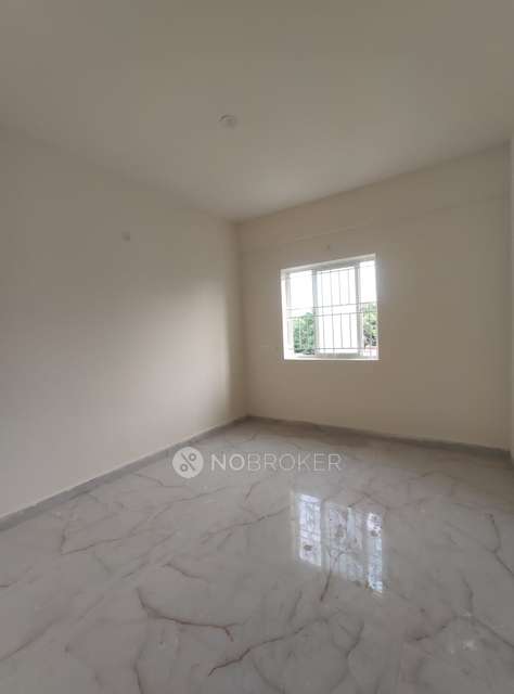 2 BHK Flat In Apartment For Sale  In Sampigenagara