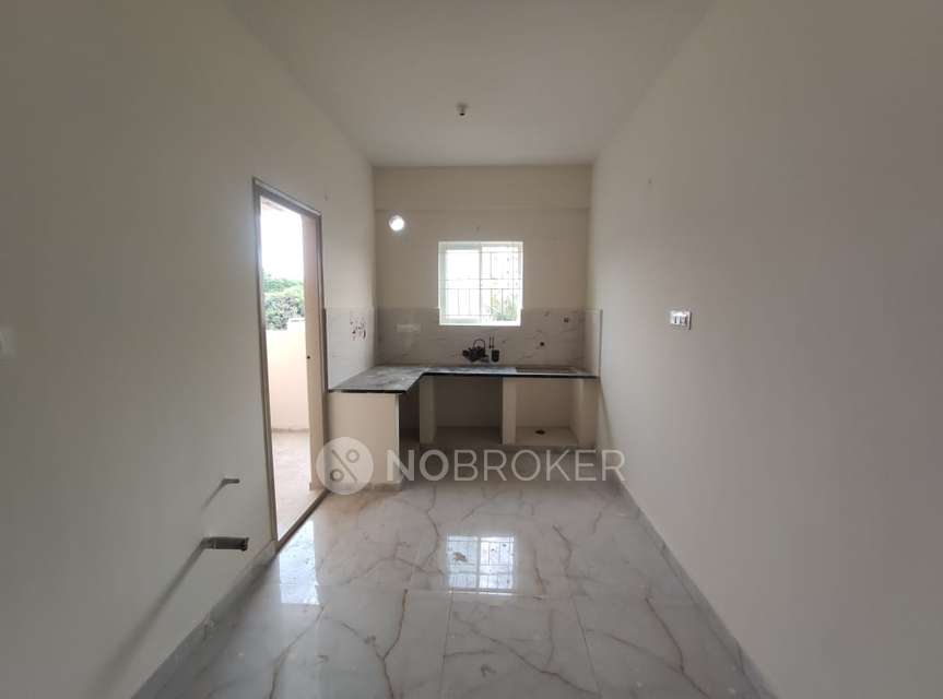 2 BHK Flat In Apartment For Sale  In Sampigenagara