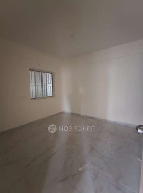 2 BHK Flat In Apartment For Sale  In Sampigenagara