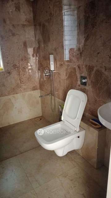 2 BHK Flat In Balaji Sharan For Sale  In Matunga West