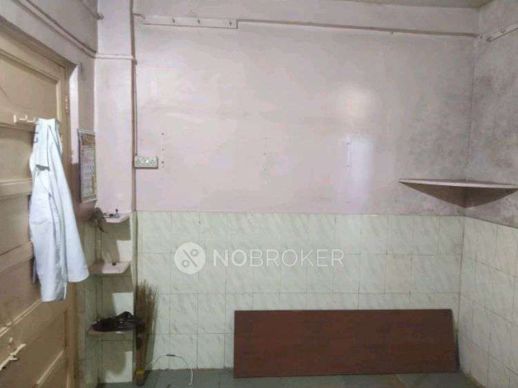 1 RK Flat In Room No.22 Bhairavnath Building , K K Road Kasturba Quarters Satrasta Mumbai for Rent  In Jacob Circle
