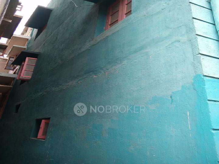 4+ BHK Flat For Sale  In Minhaj Nagar, 