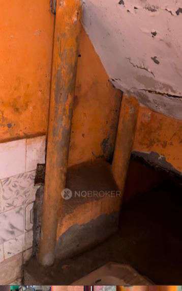 2 BHK Flat For Sale  In Sarai Rohilla