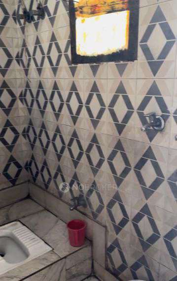 2 BHK Flat For Sale  In Sarai Rohilla