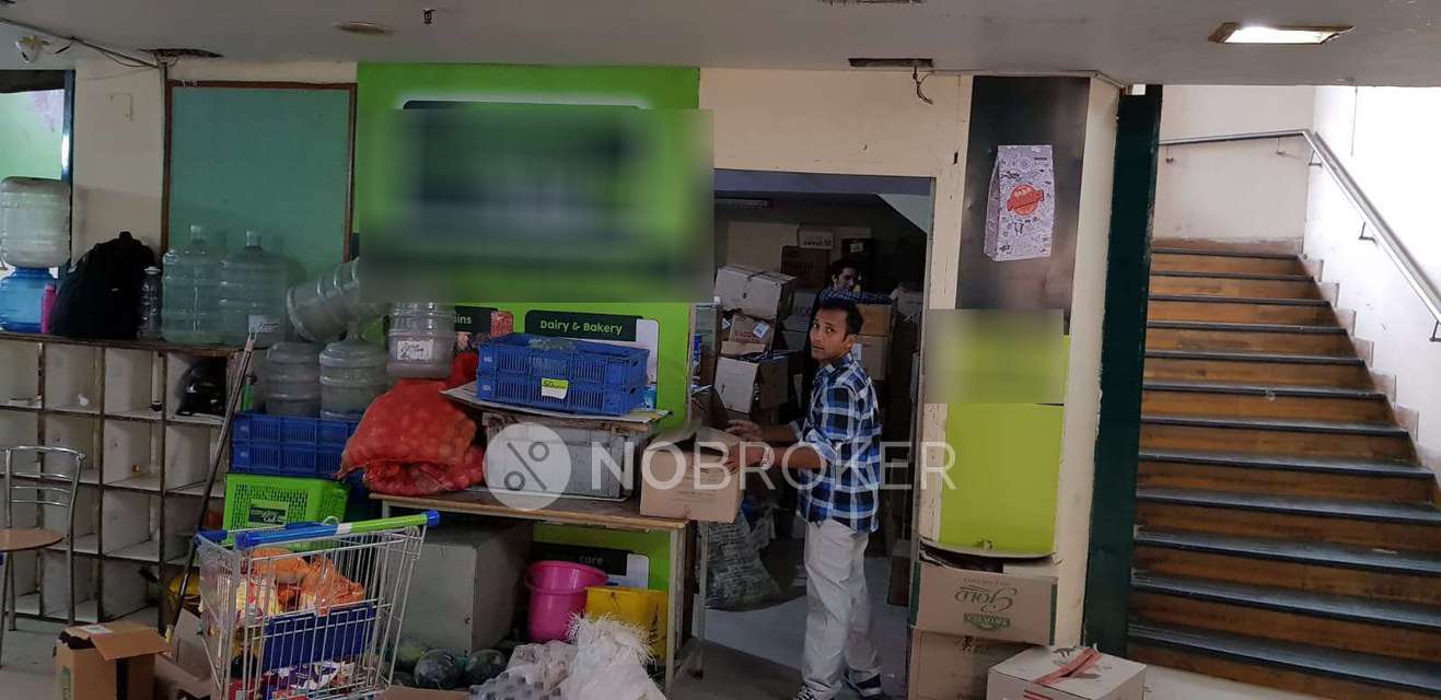 Shop in Sector 27, Noida for sale 