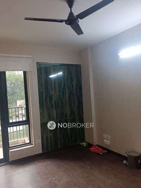 2 BHK Flat In Logix Blossom County For Sale  In  Sector 135