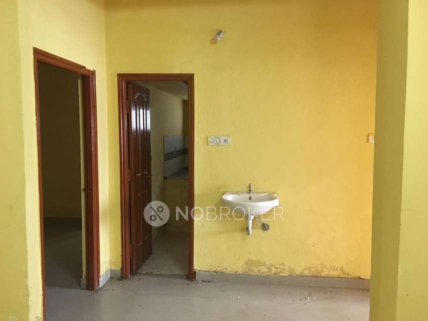 2 BHK Flat In Lake View Residency For Sale  In Tad Bun