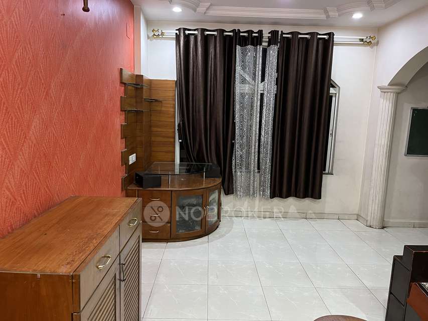 2 BHK Flat In Dwarkadheesh Residency, Pimple Saudagar for Rent  In Pimple Saudagar