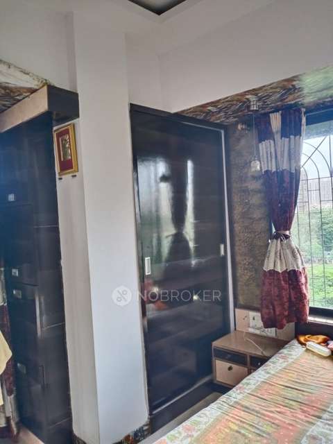 2 BHK Flat In Soni Palace Chs For Sale  In Borivali West