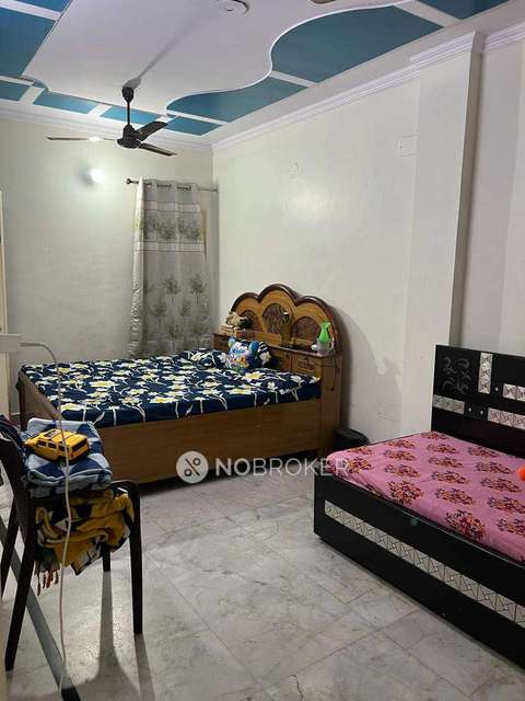 2 BHK Flat In Standalone Building  For Sale  In Preet Vihar
