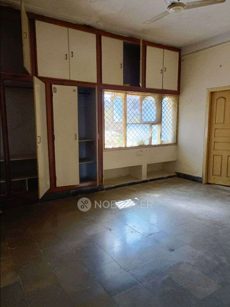 Independent House East Nehru Nagar Rent WITHOUT BROKERAGE Semi