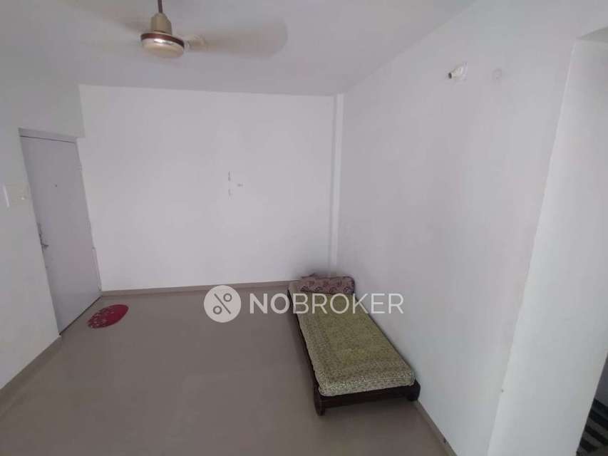 Single Room for Female In 2 BHK  In Sahyadri Villa, Bhintade Nagar In Bhintade Nagar