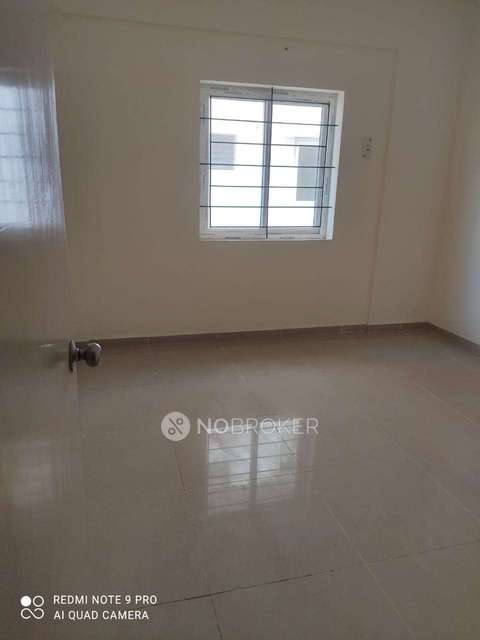 3 BHK Flat In Neelkamal Apartments For Sale  In Kazhipattur