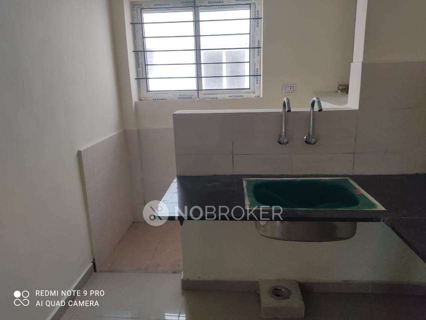 3 BHK Flat In Neelkamal Apartments For Sale  In Kazhipattur