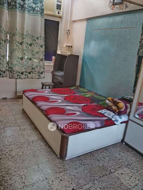 2 BHK Flat In Bombay Taximens Cooperative Housing Society Limited For Sale  In Kurla