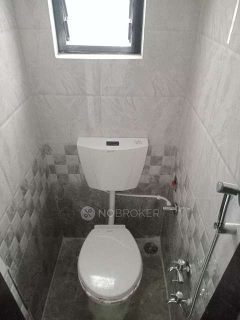 1 BHK Flat In 99a Swapna Shilpa  For Sale  In Mangalwar Peth, Kasba Peth