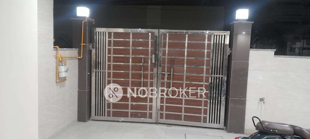1 BHK House for Rent  In Sector 7