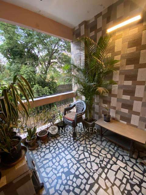 2 BHK Flat In Standalone Building  For Sale  In  Lajpat Nagar 