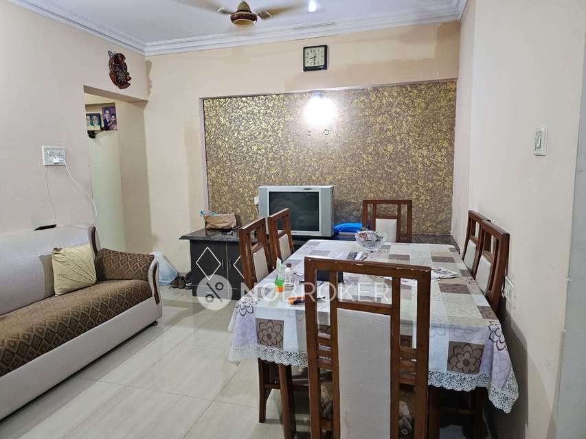 2 BHK Flat In Lok Everest Housing Society For Sale  In Mulund West