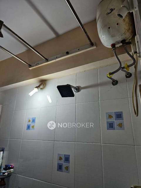 2 BHK Flat In Lok Everest Housing Society For Sale  In Mulund West