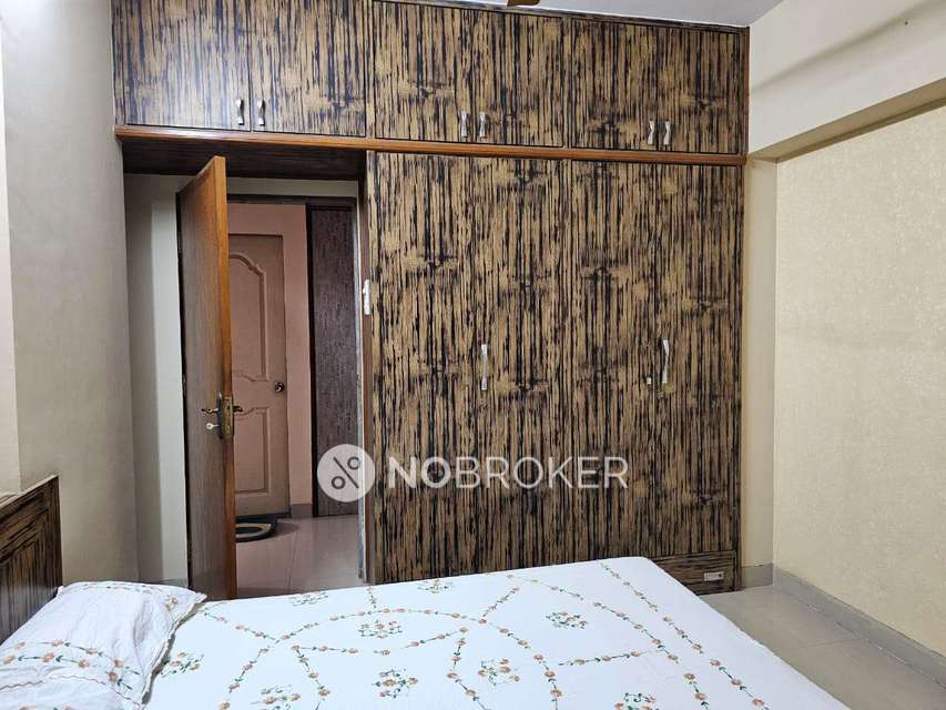 2 BHK Flat In Lok Everest Housing Society For Sale  In Mulund West