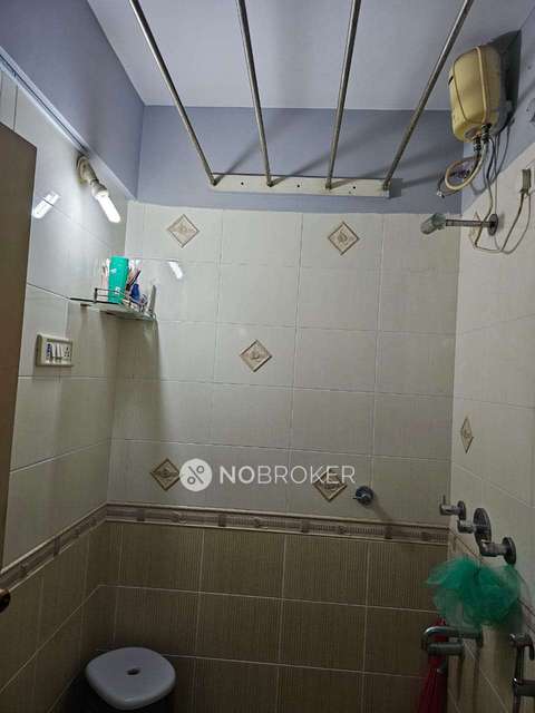 2 BHK Flat In Lok Everest Housing Society For Sale  In Mulund West