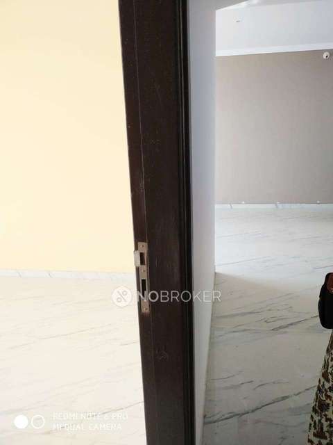 2 BHK Flat In Lok Everest Housing Society For Sale  In Mulund West