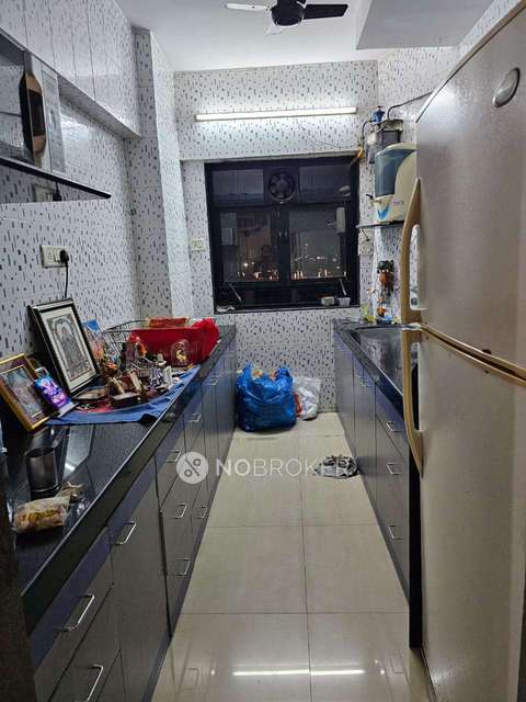 2 BHK Flat In Lok Everest Housing Society For Sale  In Mulund West