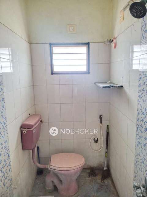 2 BHK Flat In  Sai Kutil Apartment For Sale  In Mudichur