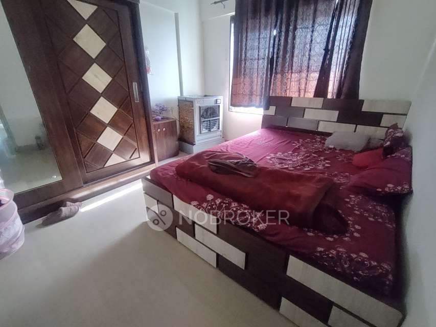 2 BHK Flat In Bhujbal Valay For Sale  In Hadapsar