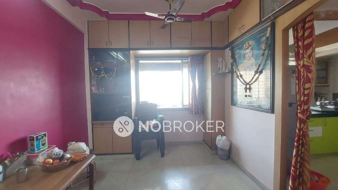 1 RK Flat In Abhilasha Shramik Chs For Sale  In Parel